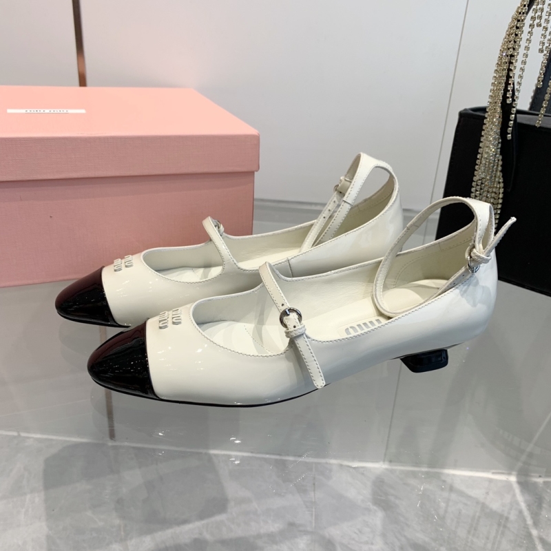 Miu Miu flat shoes